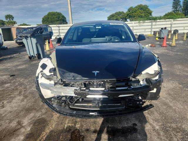 5YJ3E1EAXSF035378 - 2025 TESLA MODEL 3 BLACK photo 5