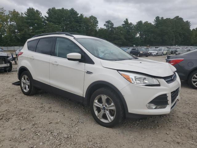 1FMCU9G90DUC50858 - 2013 FORD ESCAPE SE თეთრი ფოტო 4