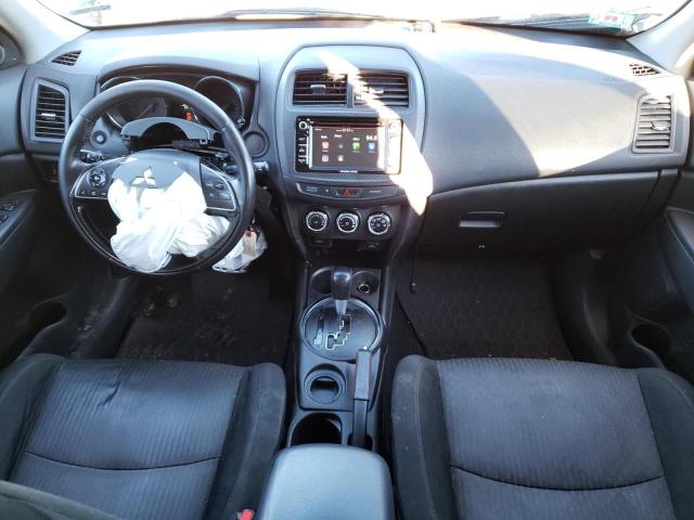 JA4AP3AU7HZ034053 - 2017 MITSUBISHI OUTLANDER ES BLACK photo 8