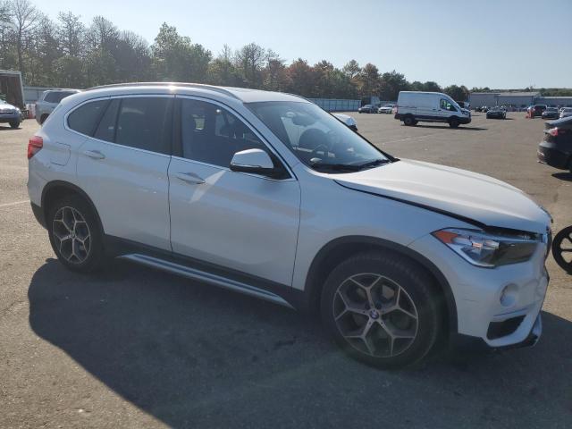 WBXHT3C56K3H36290 - 2019 BMW X1 XDRIVE28I WHITE photo 4