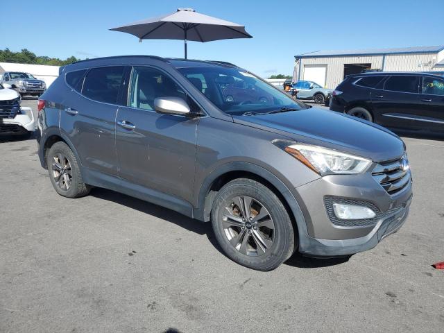 5XYZUDLB7GG355946 - 2016 HYUNDAI SANTA FE S SILVER photo 4