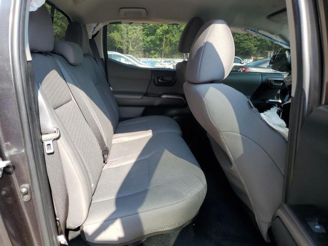 3TMCZ5AN0PM590248 - 2023 TOYOTA TACOMA DOUBLE CAB Grau Foto 10