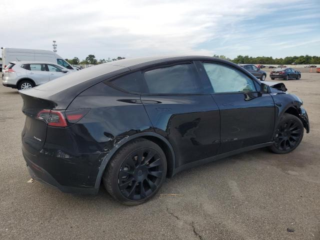 7SAYGDEE5RA222221 - 2024 TESLA MODEL Y BLACK photo 3