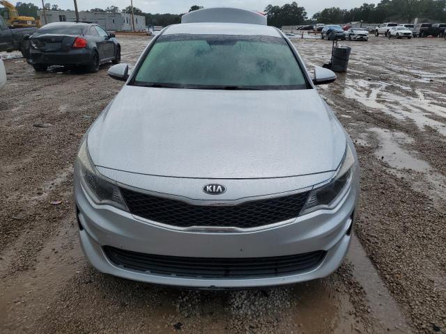 5XXGT4L35HG138579 - 2017 KIA OPTIMA LX SILVER photo 5