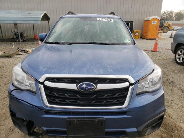 JF2SJAJC4JH543151 - 2018 SUBARU FORESTER 2.5I LIMITED BLUE photo 5