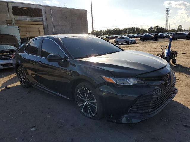 JTNB11HK1J3045624 - 2018 TOYOTA CAMRY L BLACK photo 4