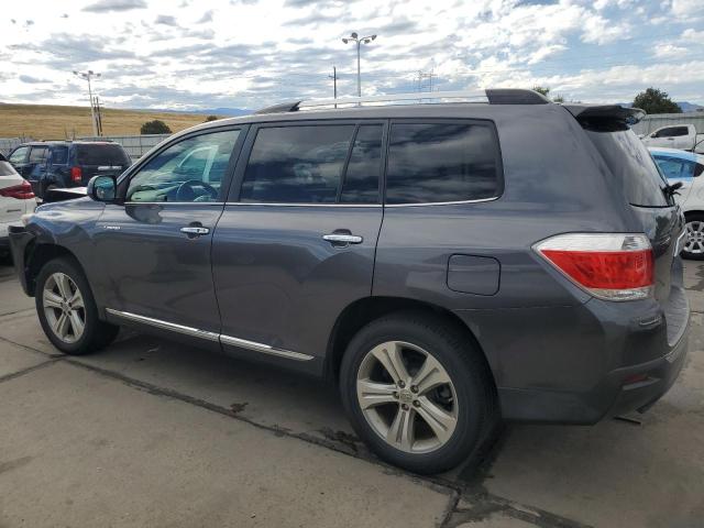 5TDDK3EH9DS264543 - 2013 TOYOTA HIGHLANDER LIMITED GRAY photo 2