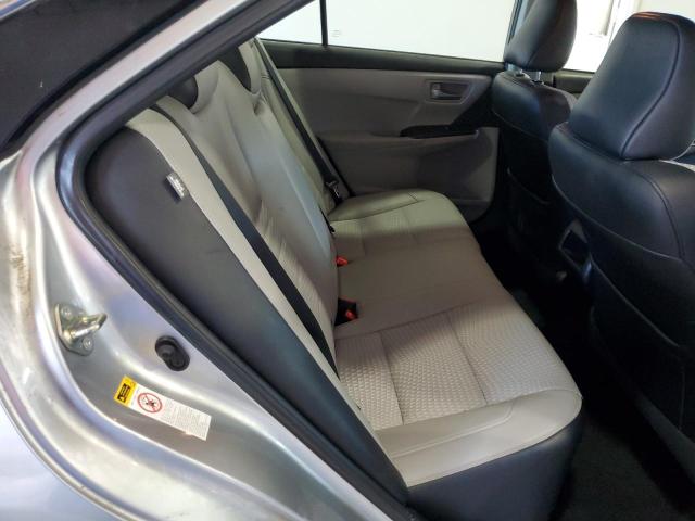 4T1BF1FKXFU044672 - 2015 TOYOTA CAMRY LE SILVER photo 10