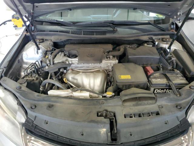 4T1BF1FKXFU044672 - 2015 TOYOTA CAMRY LE SILVER photo 11