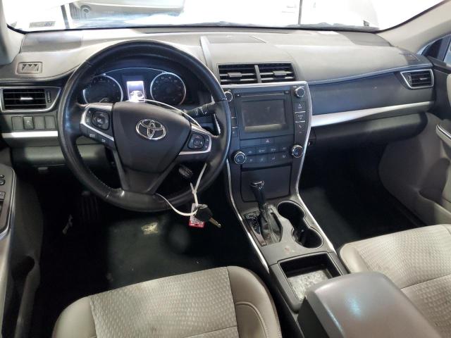 4T1BF1FKXFU044672 - 2015 TOYOTA CAMRY LE SILVER photo 8