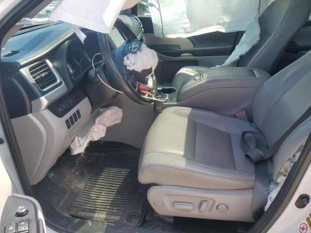 5TDKZRFH2KS562031 - 2019 TOYOTA HIGHLANDER SE WHITE photo 7