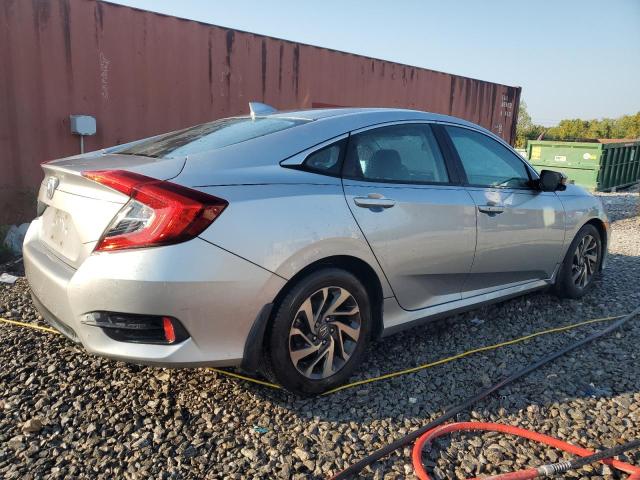 19XFC2F73JE015117 - 2018 HONDA CIVIC EX SILVER photo 3