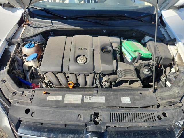 1VWBP7A38DC056419 - 2013 VOLKSWAGEN PASSAT SE თეთრი ფოტო 11