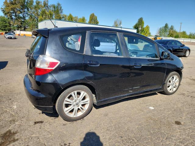 JHMGE8H41AS017304 - 2010 HONDA FIT SPORT BLACK photo 3