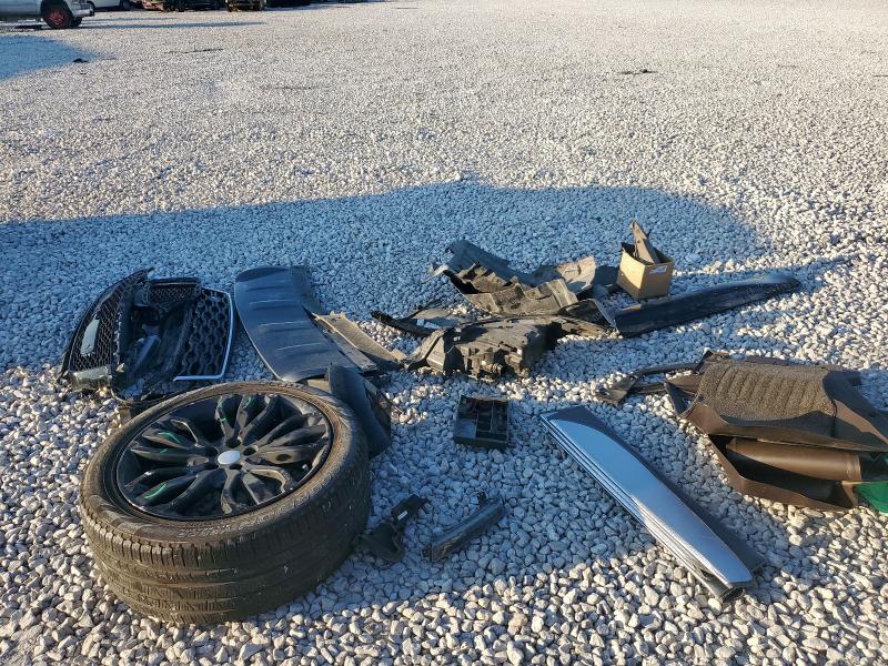 SALWR2RK7JA697123 - 2018 LAND ROVER RANGE ROVE HSE BURGUNDY photo 13