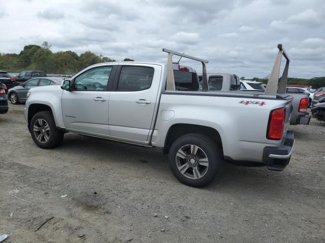 1GCGTBEN9J1121613 - 2018 CHEVROLET COLORADO SILVER photo 2