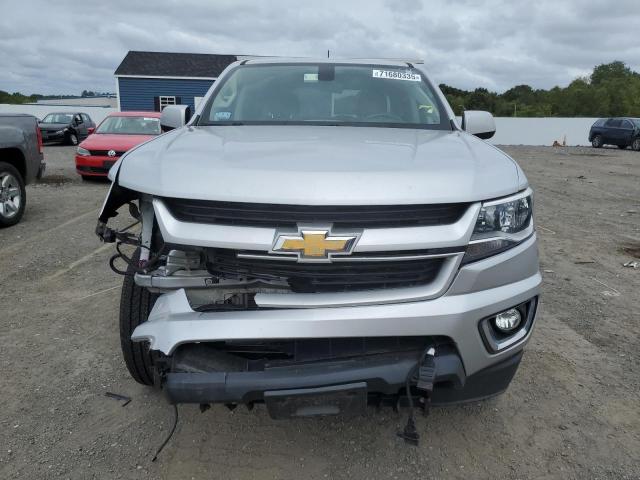 1GCGTBEN9J1121613 - 2018 CHEVROLET COLORADO SILVER photo 5