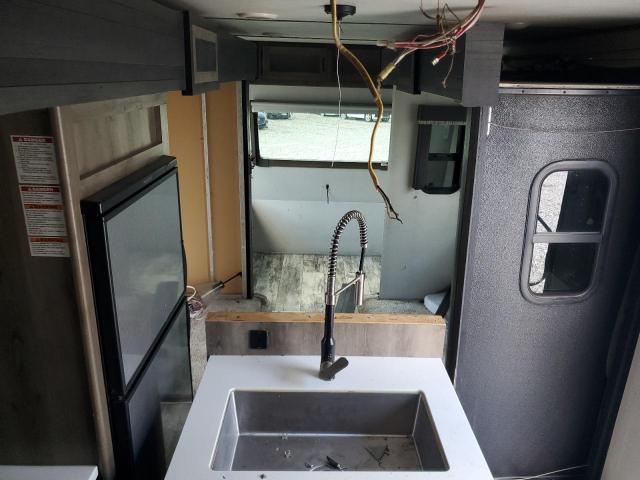 4YDT3302XM1530660 - 2021 KEYSTONE RV SPRINTER TWO TONE photo 5