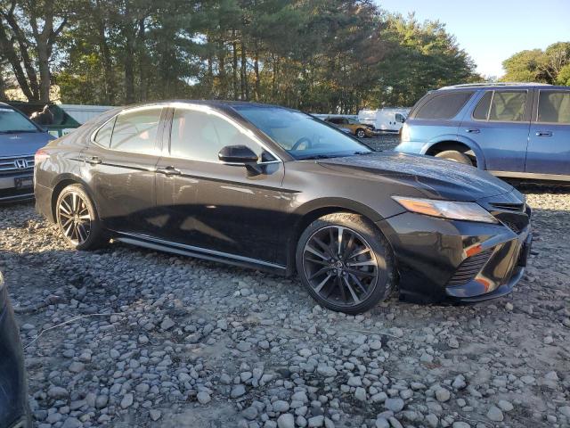 4T1B61HK0JU131423 - 2018 TOYOTA CAMRY XSE 黑色 照片 4