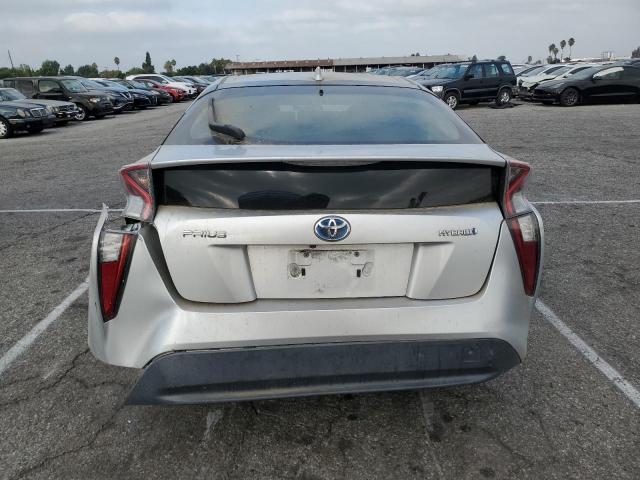 JTDKARFU0H3033465 - 2017 TOYOTA PRIUS SILVER photo 6