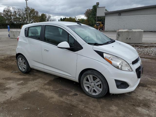 KL8CD6S90EC560647 - 2014 CHEVROLET SPARK 1LT WHITE photo 4