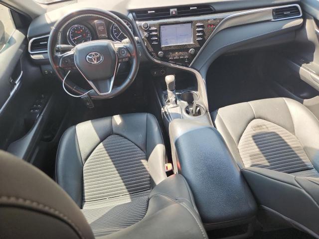 4T1B11HK9JU157923 - 2018 TOYOTA CAMRY L WHITE photo 8