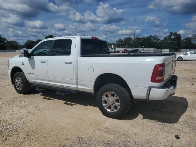 3C6UR5FL8PG588426 - 2023 RAM 2500 LARAMIE Blanc photo 2