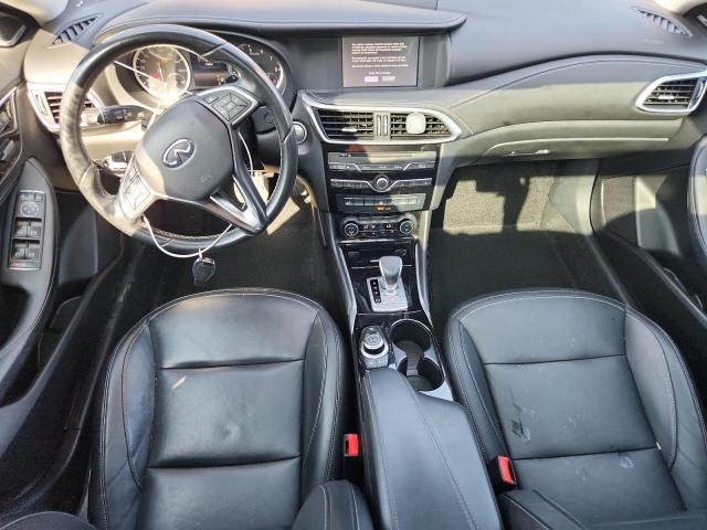 SJKCH5CR8HA027513 - 2017 INFINITI QX30 BASE 黑色 照片 8