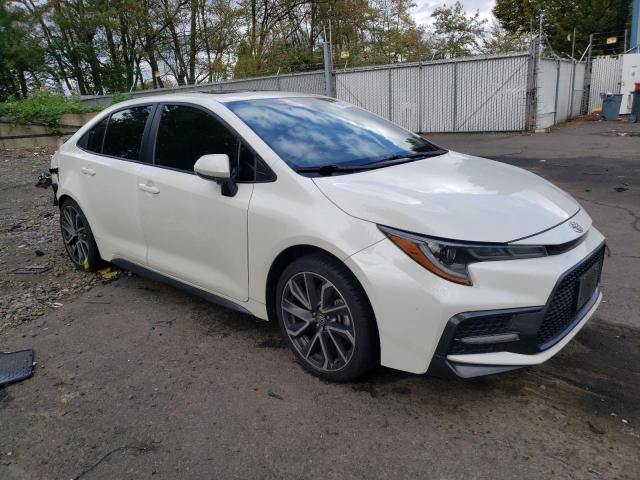 5YFP4MCE9MP065474 - 2021 TOYOTA COROLLA SE WHITE photo 4