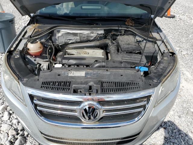 WVGBV7AX1BW506236 - 2011 VOLKSWAGEN TIGUAN S ვერცხლისფერი ფოტო 12