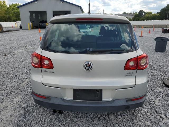 WVGBV7AX1BW506236 - 2011 VOLKSWAGEN TIGUAN S ვერცხლისფერი ფოტო 6