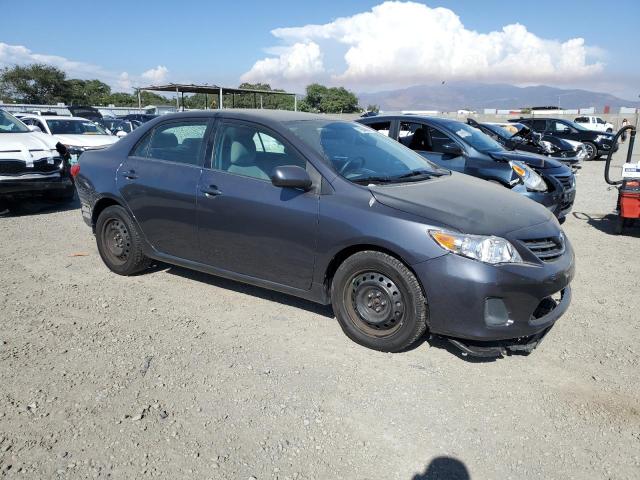 5YFBU4EE7DP104277 - 2013 TOYOTA COROLLA BASE Gris foto 4