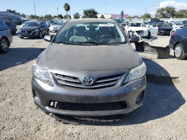 5YFBU4EE7DP104277 - 2013 TOYOTA COROLLA BASE Gris foto 5