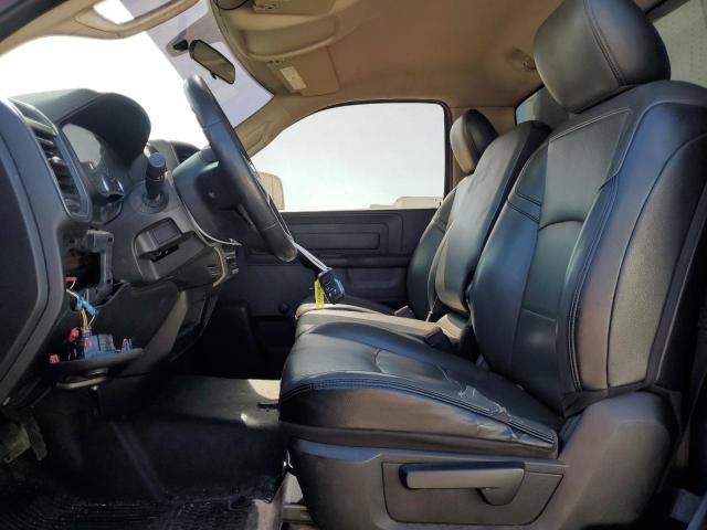 3C7WRMDL3KG729459 - 2019 RAM 5500 TWO TONE photo 7