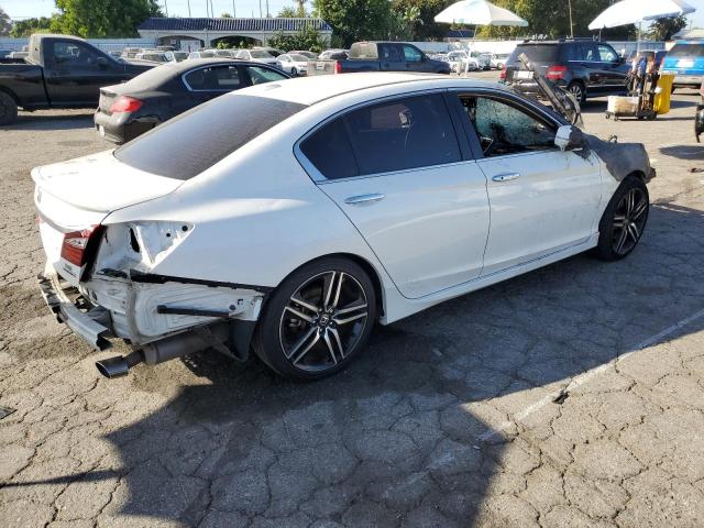 1HGCR3F95GA010698 - 2016 HONDA ACCORD TOURING WHITE photo 3