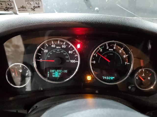 1C4BJWEG5GL324634 - 2016 JEEP WRANGLER U SAHARA BLACK photo 9