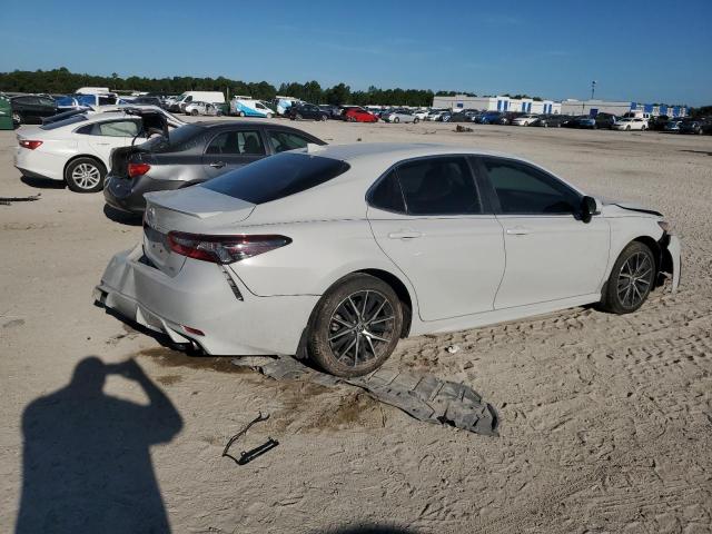 4T1T11AK5RU232370 - 2024 TOYOTA CAMRY SE NIGHT SHADE WHITE photo 3