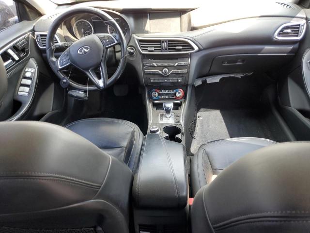 SJKCH5CR8HA037863 - 2017 INFINITI QX30 BASE BLACK photo 8