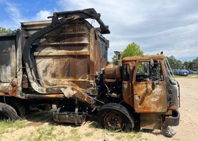 5VCACDVF0FH219800 - 2015 AUTOCAR LLC XPEDITOR ლურჯი ფოტო 9