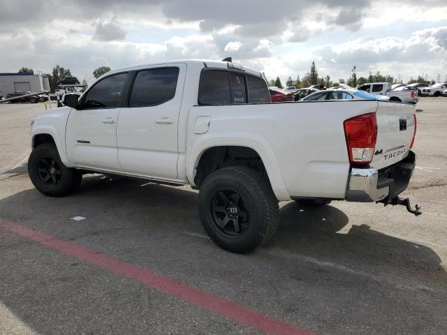 3TMCZ5AN0HM057527 - 2017 TOYOTA TACOMA DOUBLE CAB WHITE photo 2