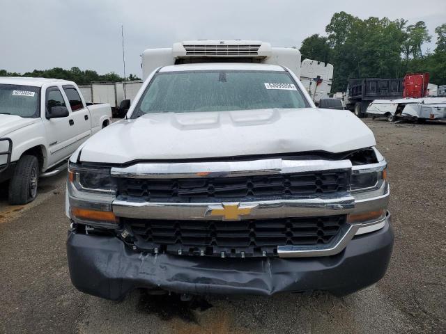 1GCNCNEH6JZ135912 - 2018 CHEVROLET SILVERADO C1500 WHITE photo 5