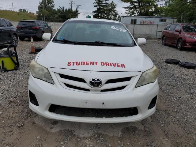 JTDBU4EE2B9168858 - 2011 TOYOTA COROLLA BASE WHITE photo 5