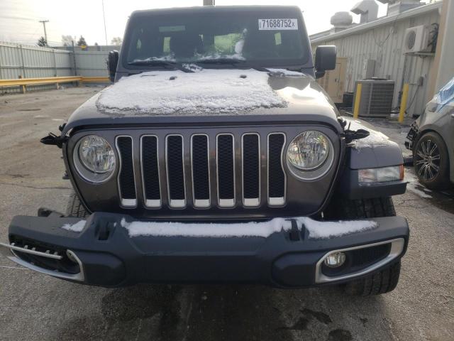 1C4HJXEG9JW248082 - 2018 JEEP WRANGLER U SAHARA GRAY photo 5