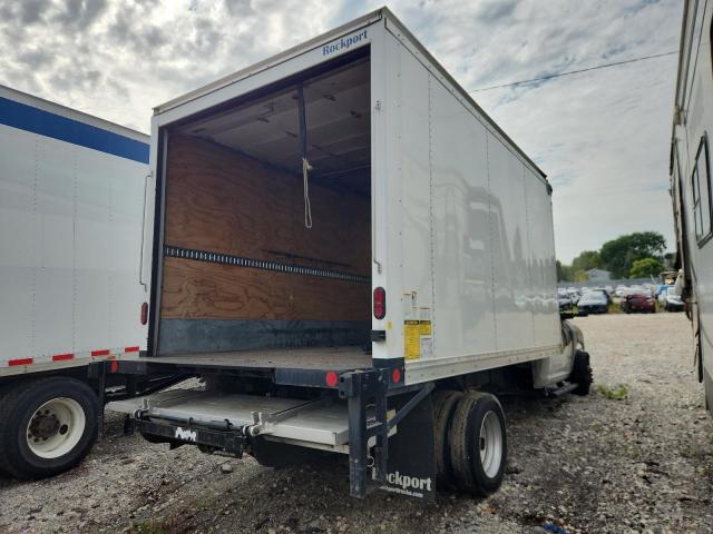 3C7WRMCJ3NG105469 - 2022 RAM 5500 WHITE photo 3