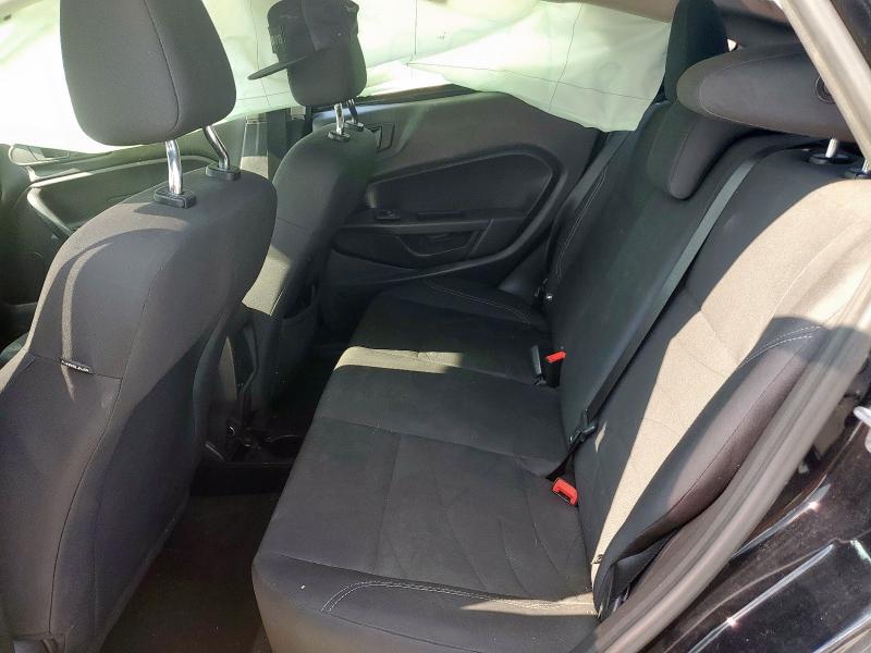 3FADP4BJ1JM117052 - 2018 FORD FIESTA SE 黑色 照片 10