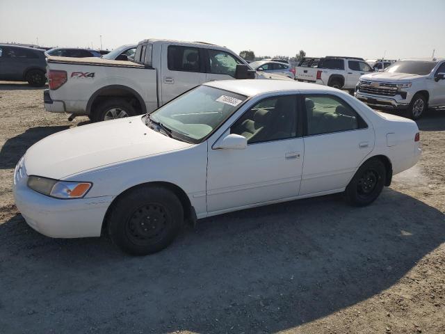1997 TOYOTA CAMRY LE, 