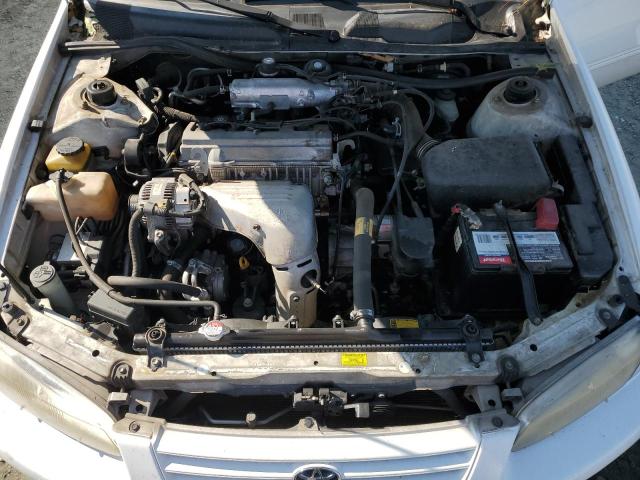 JT2BG22K3V0033721 - 1997 TOYOTA CAMRY LE WHITE photo 11