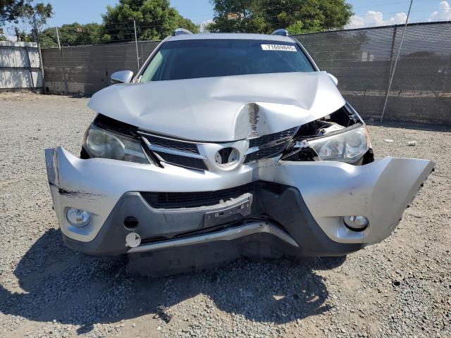 2T3WFREV4FW188317 - 2015 TOYOTA RAV4 XLE SILVER photo 5