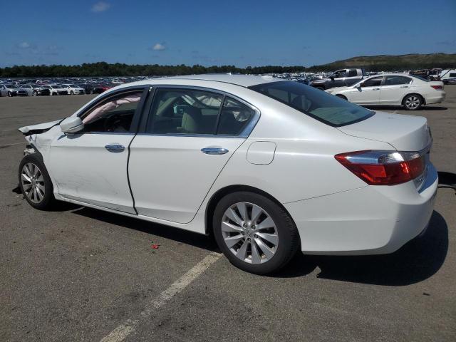 1HGCR2F89FA010610 - 2015 HONDA ACCORD EXL WHITE photo 2