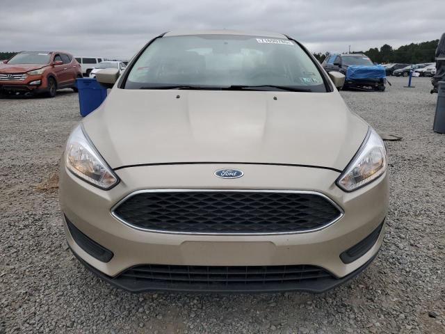 1FADP3F2XJL210022 - 2018 FORD FOCUS SE BEIGE photo 5